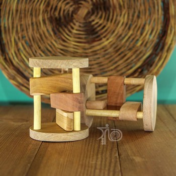 جغجغه چوبی دستساز استوانه ای